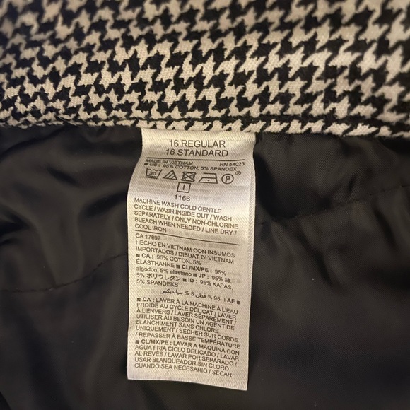Old Navy dress pants - Houndstooth - Picture 2 of 4
